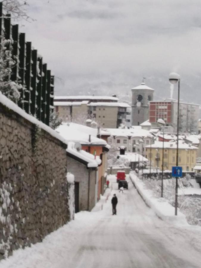 Villa Dietro L'Angolo Sondrio Exterior foto