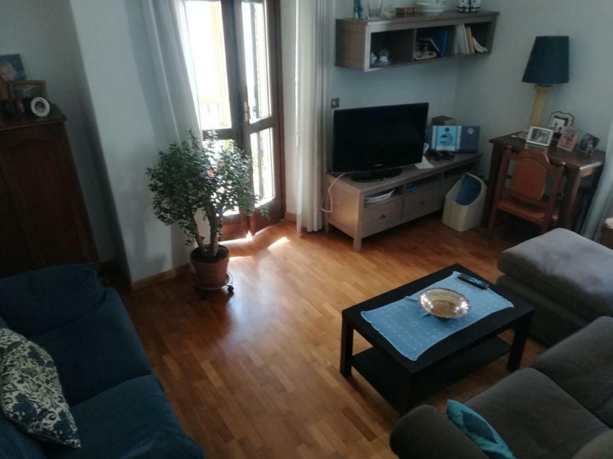 Villa Dietro L'Angolo Sondrio Exterior foto